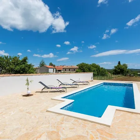 Villa Pax *