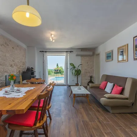Villa Pax Divšići