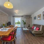 Βίλα Pax Divšići